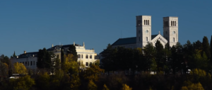 BOŽE, NEK’ SE NIKAD NE ZABORAVI